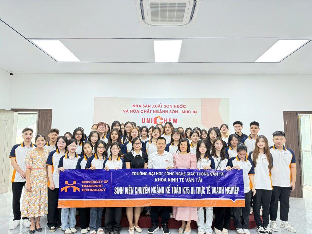 Kamax Việt Nam đón đoàn sinh viên khoa kinh tế vận tải - trường ĐH CÔNG NGHỆ GTVT ĐẾN THĂM NHÀ MÁY