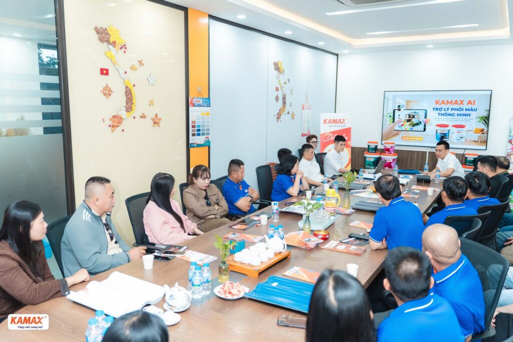 Sơn Kamax miền Trung