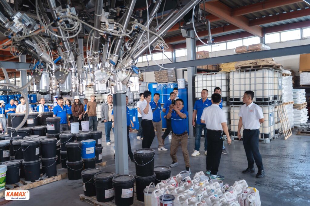 Sơn Kamax miền Trung